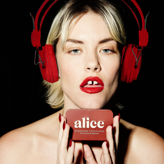 Happy Ending x Dipsea Set